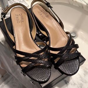 Naturalizer Black Strappy Sandals